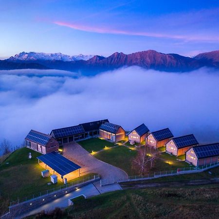 Nebesa Chalets Кобарид Экстерьер фото